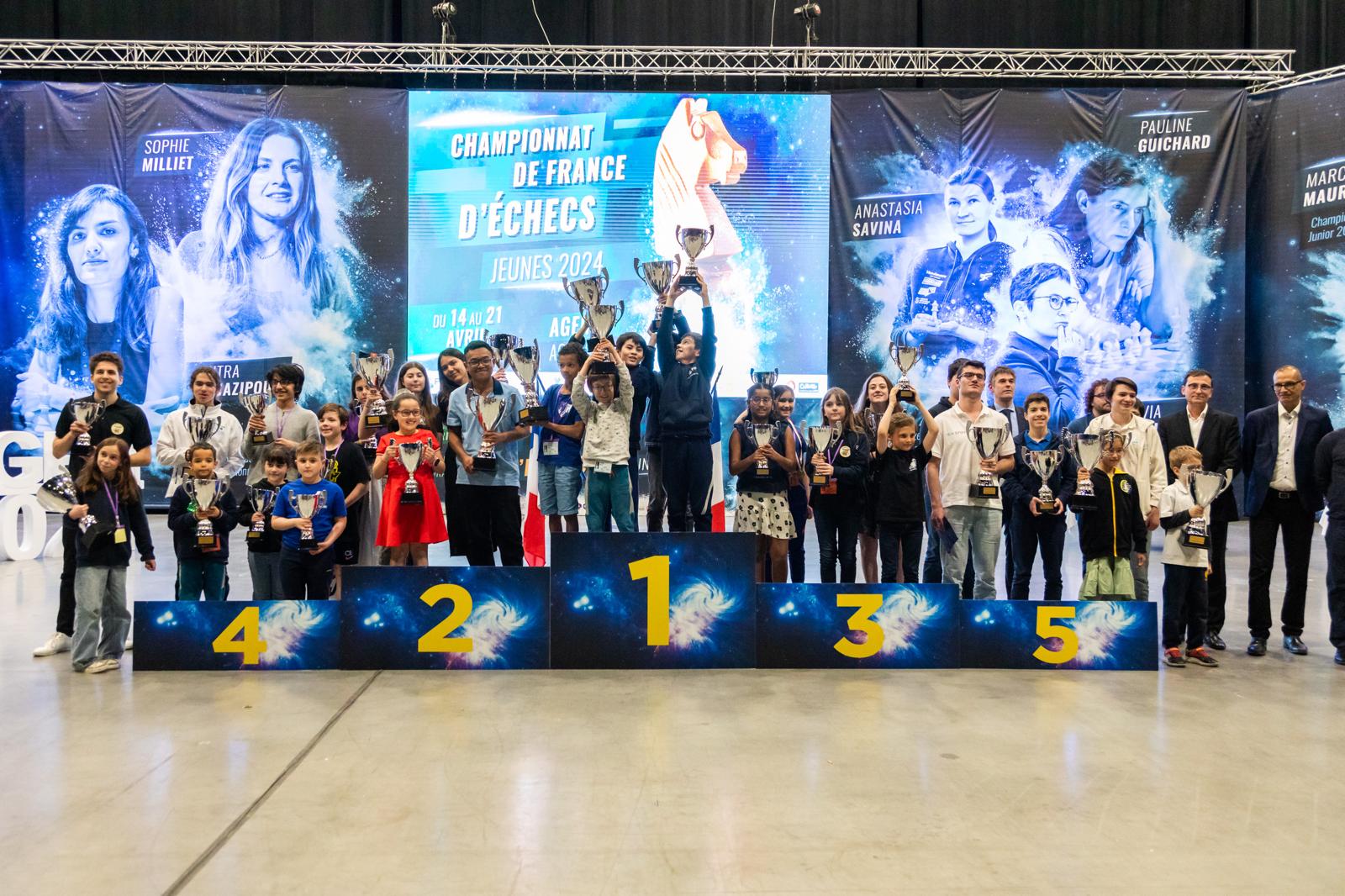 Stade Poitevin Academie Club Echecs - Club d'échecs sur Poitiers et Grand Poitiers : échecs en milieu scolaire, équipes d'échecs en interclubs, section échecs au collège Clovis Pin de Poitiers